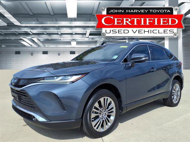 Certified 2024 Toyota Venza XLE image 1