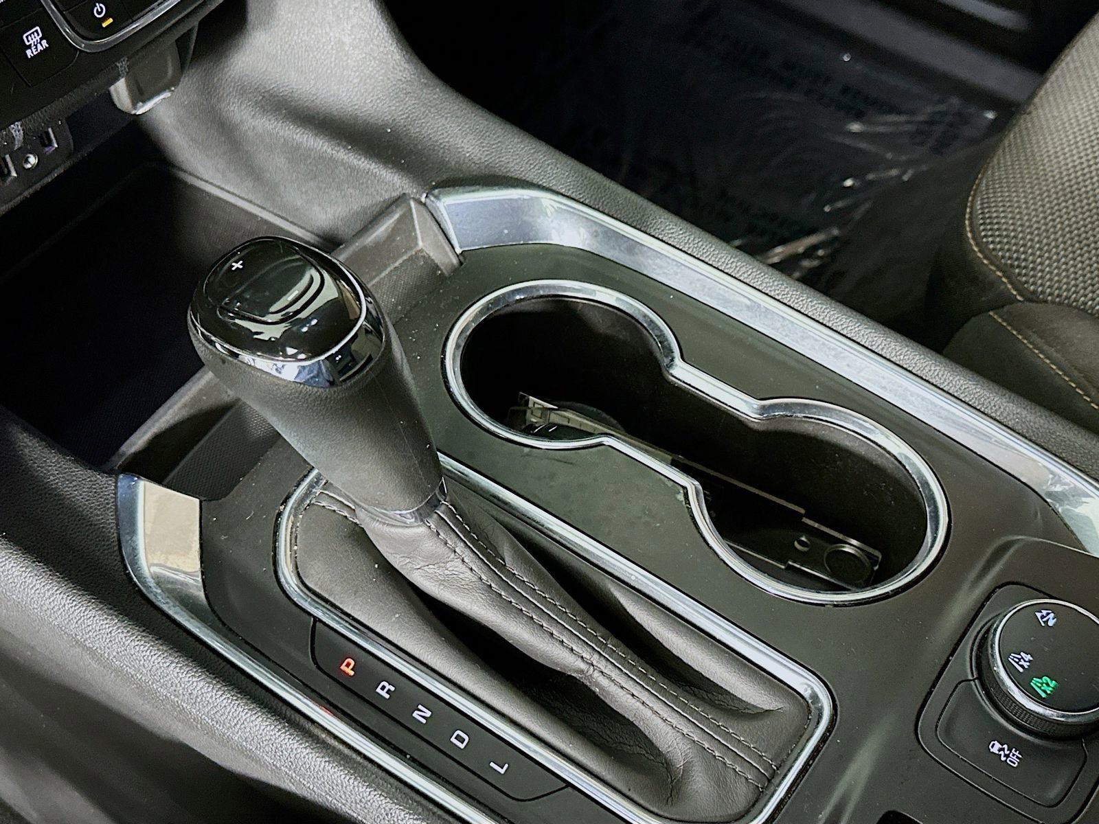 Used 2020 Chevrolet Traverse LS image 17