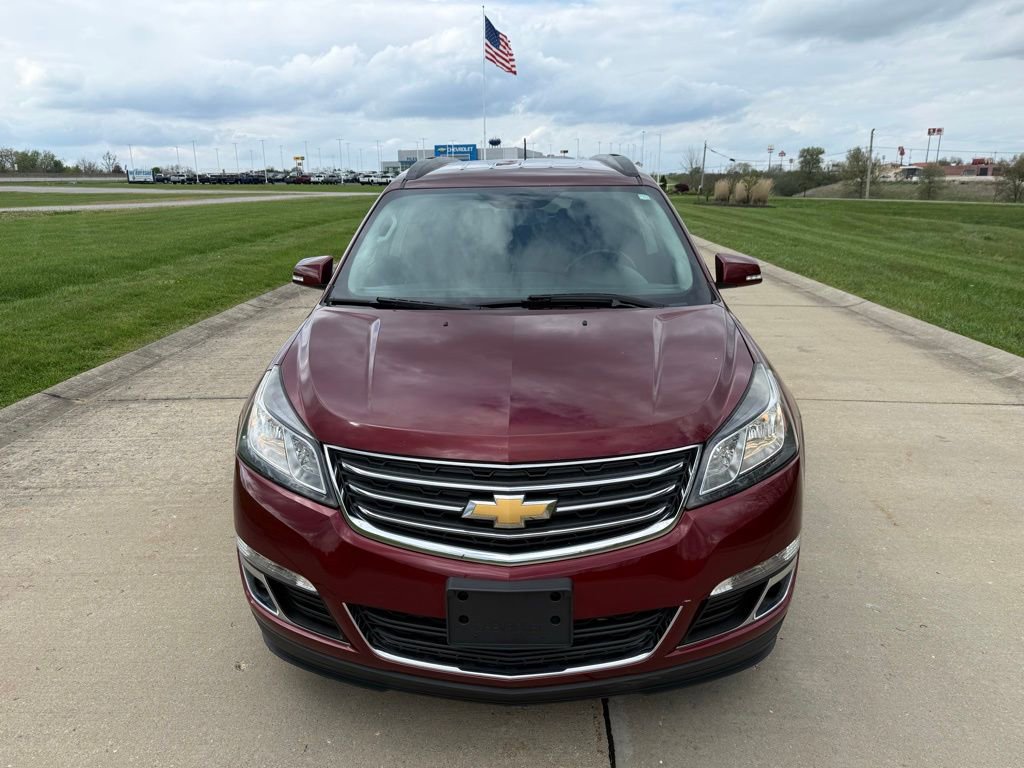 Used 2017 Chevrolet Traverse LT w/ Style and Technology Package image 11