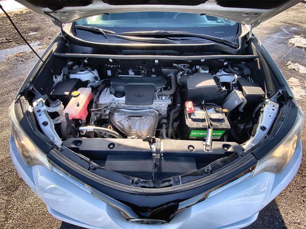 Used 2017 Toyota RAV4 LE image 16
