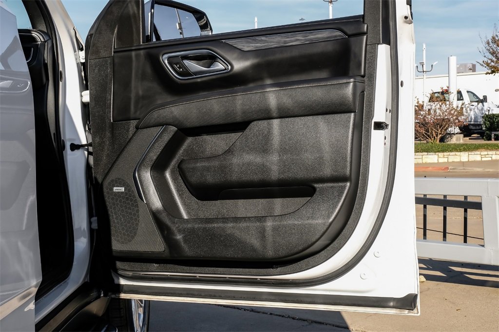 Used 2022 GMC Yukon XL SLT image 47