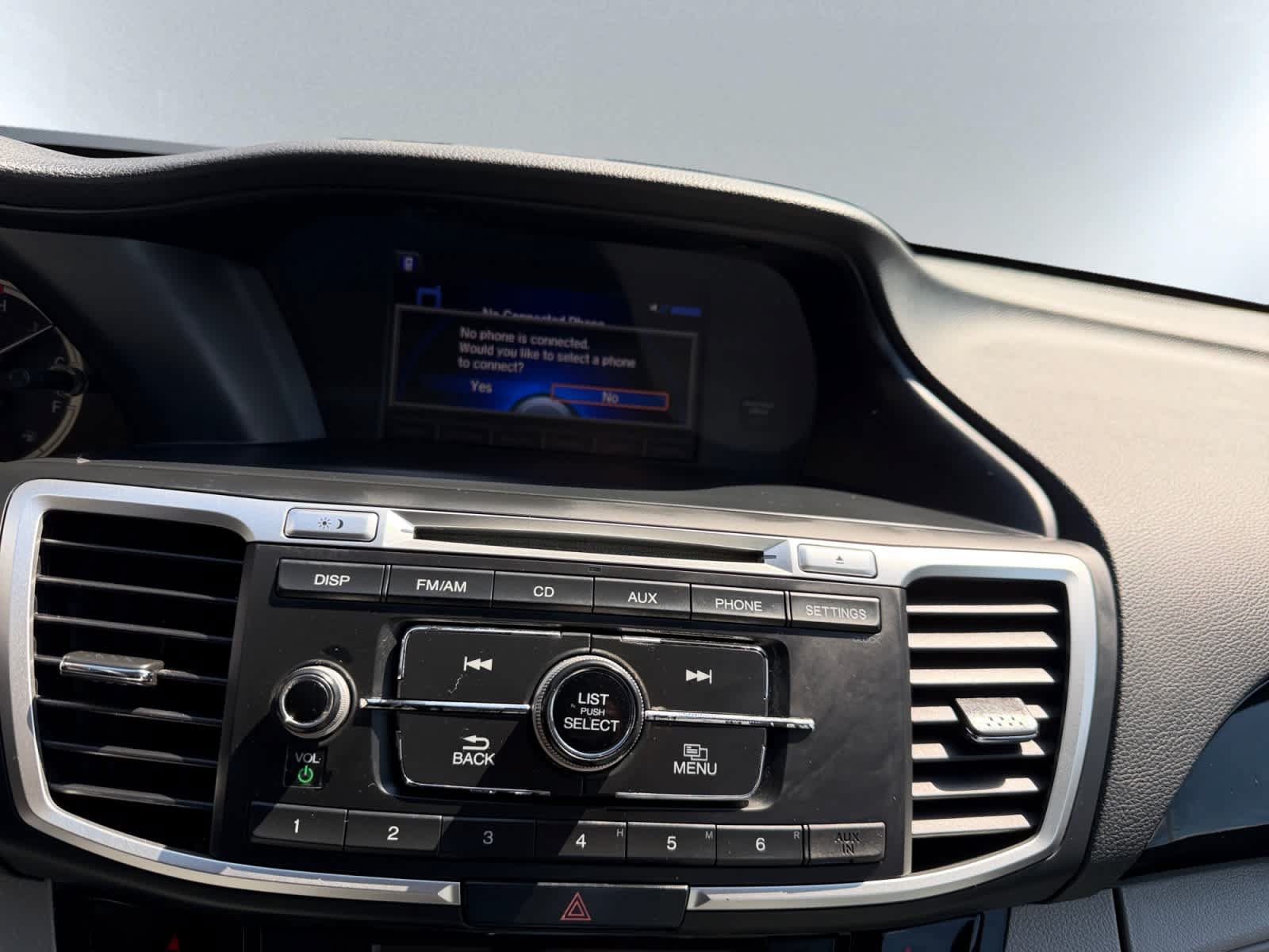 Used 2017 Honda Accord LX image 14