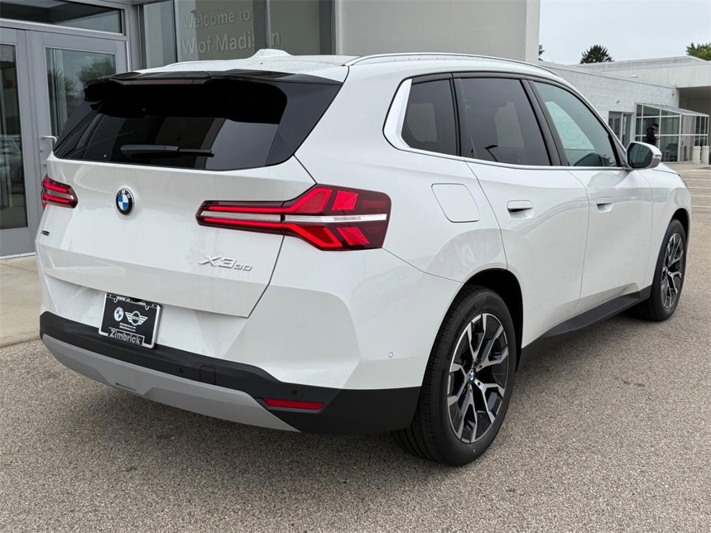 New 2025 BMW X3 xDrive30i w/ Convenience Package image 3