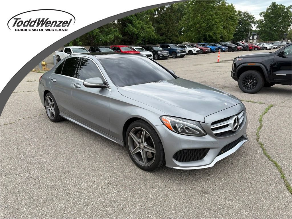 Used 2015 Mercedes-Benz C 300 4MATIC Sedan image 1