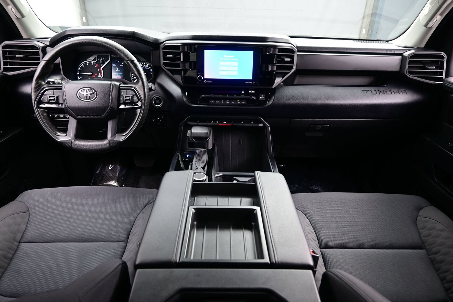 Used 2023 Toyota Tundra SR5 w/ SR5 Convenience Package AWD/4WD image 17