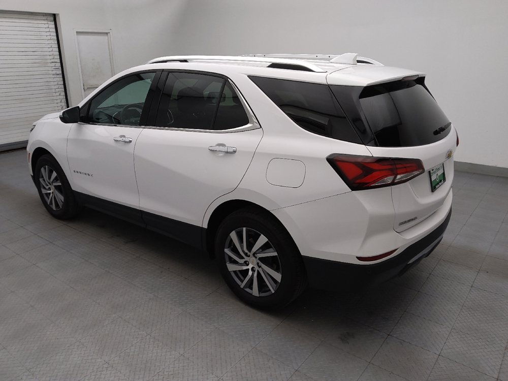 Used 2024 Chevrolet Equinox Premier AWD/4WD image 3