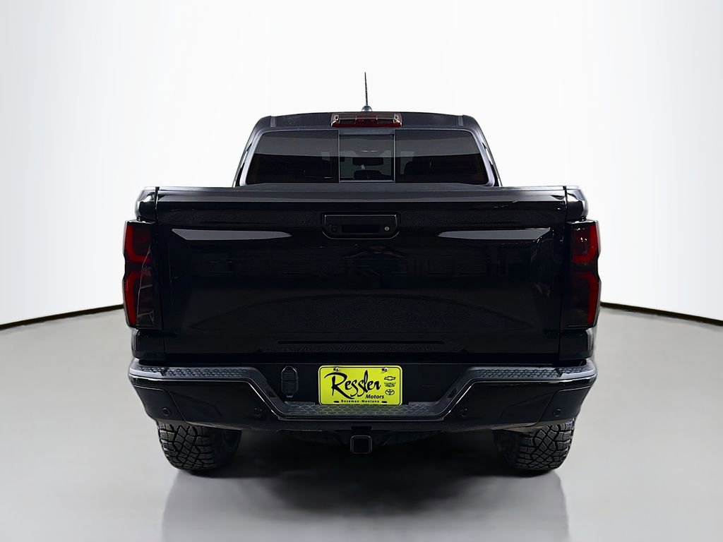 Used 2026 Chevrolet Colorado ZR2 w/ Technology Package AWD/4WD image 7