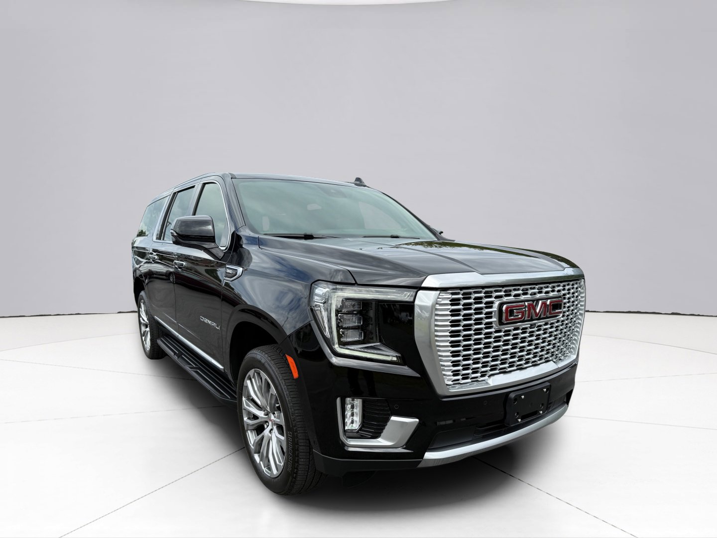 Used 2024 GMC Yukon XL Denali w/ Advanced Technology Package image 21