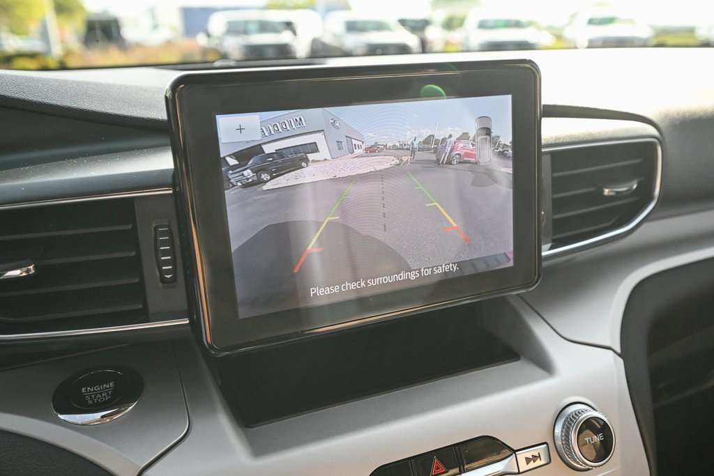 Certified 2023 Ford Explorer XLT w/ Equipment Group 202A image 39