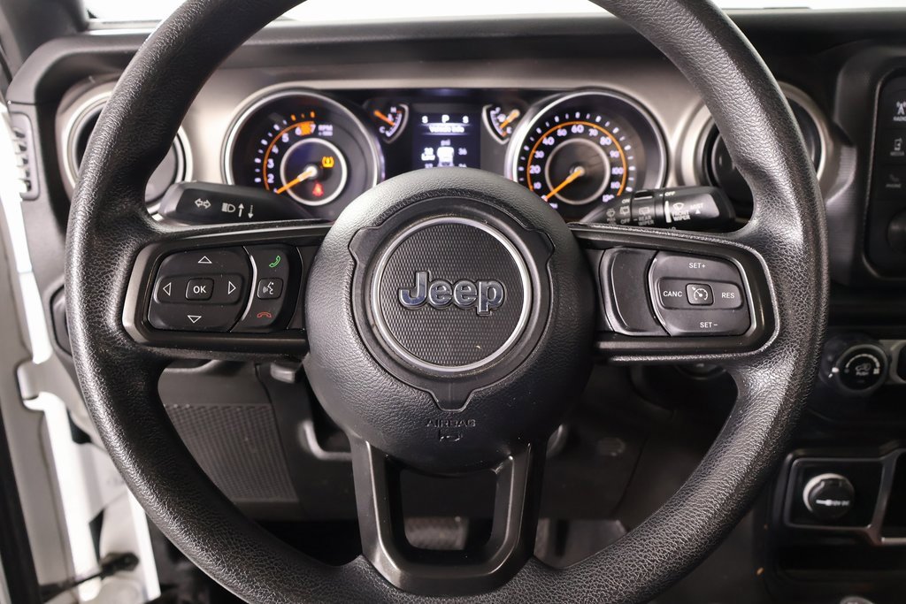 Used 2020 Jeep Wrangler Unlimited Sport image 3