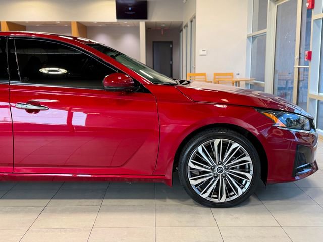 Used 2023 Nissan Altima 2.5 SL AWD/4WD image 15