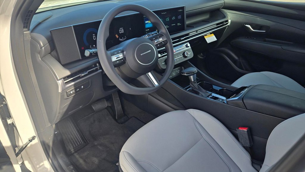 New 2027 Hyundai Santa Cruz SE FWD image 7