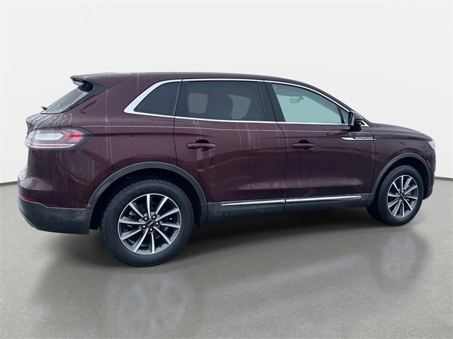 Used 2022 Lincoln Nautilus FWD image 6