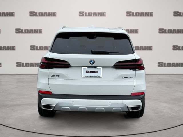 New 2026 BMW X5 xDrive40i w/ Climate Comfort Package AWD/4WD image 4