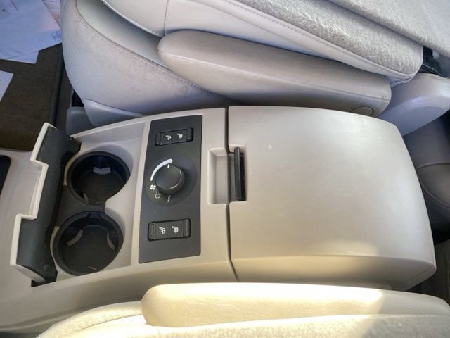 Used 2008 Chrysler Pacifica Touring image 9