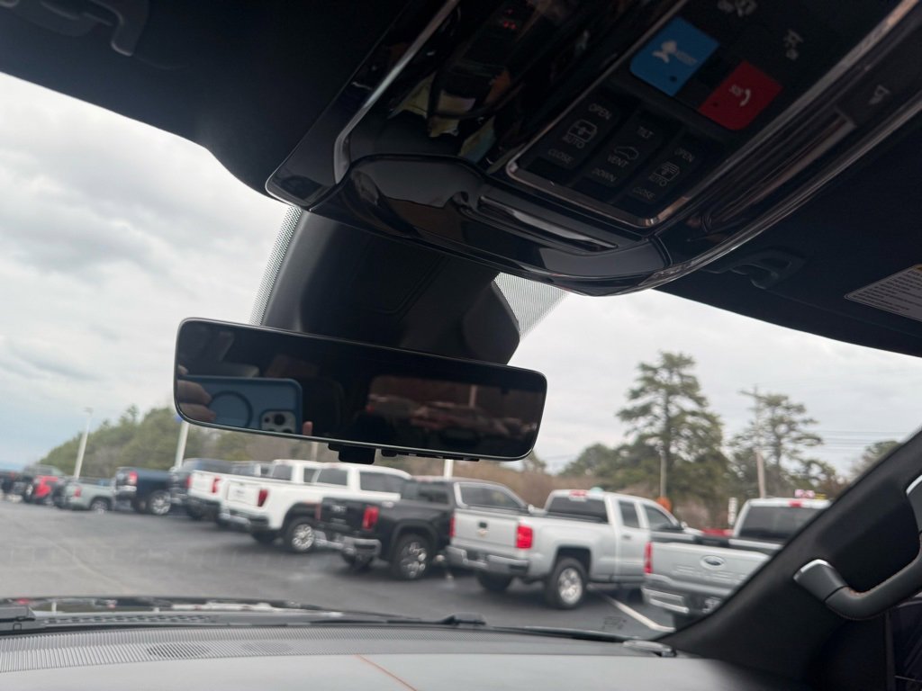 Used 2024 Jeep Grand Wagoneer Series III w/ Rear Seat Video Group 1 image 35