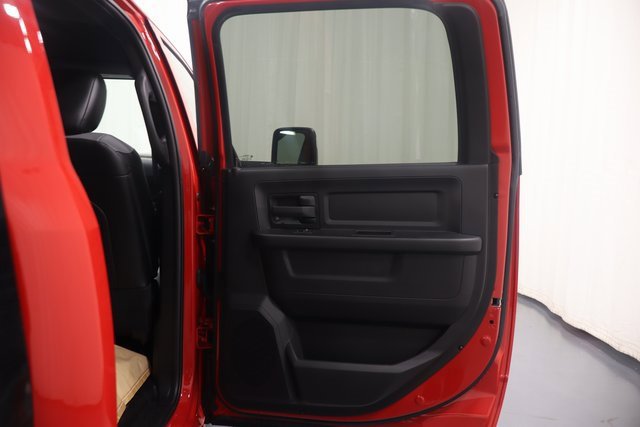 Used 2024 RAM 3500 Tradesman image 15