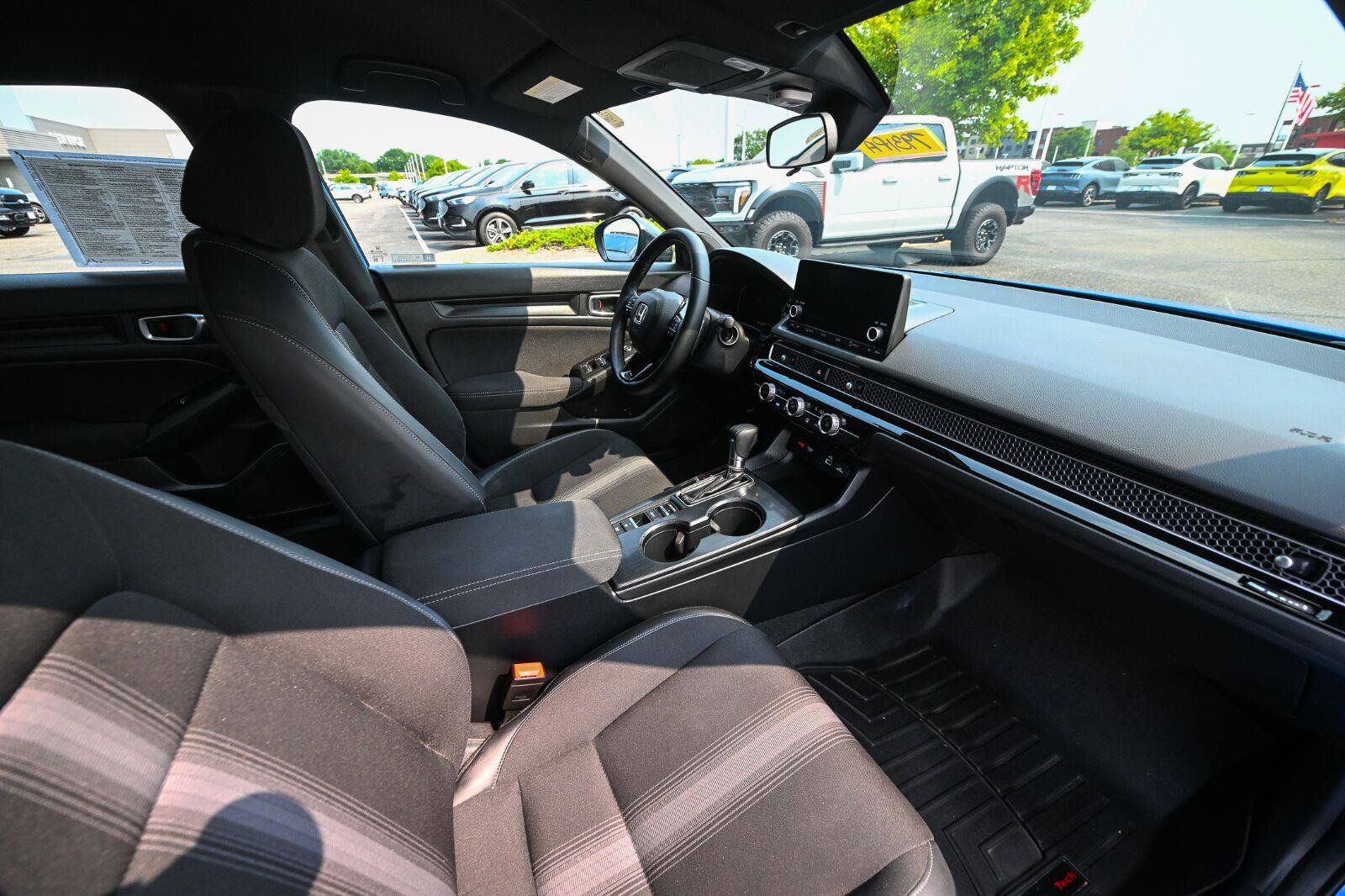 Used 2023 Honda Civic Sport image 23