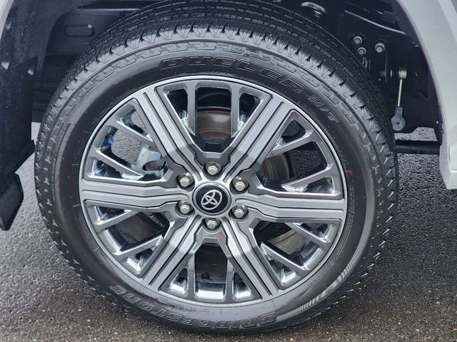 Used 2026 Toyota Sequoia Capstone image 12