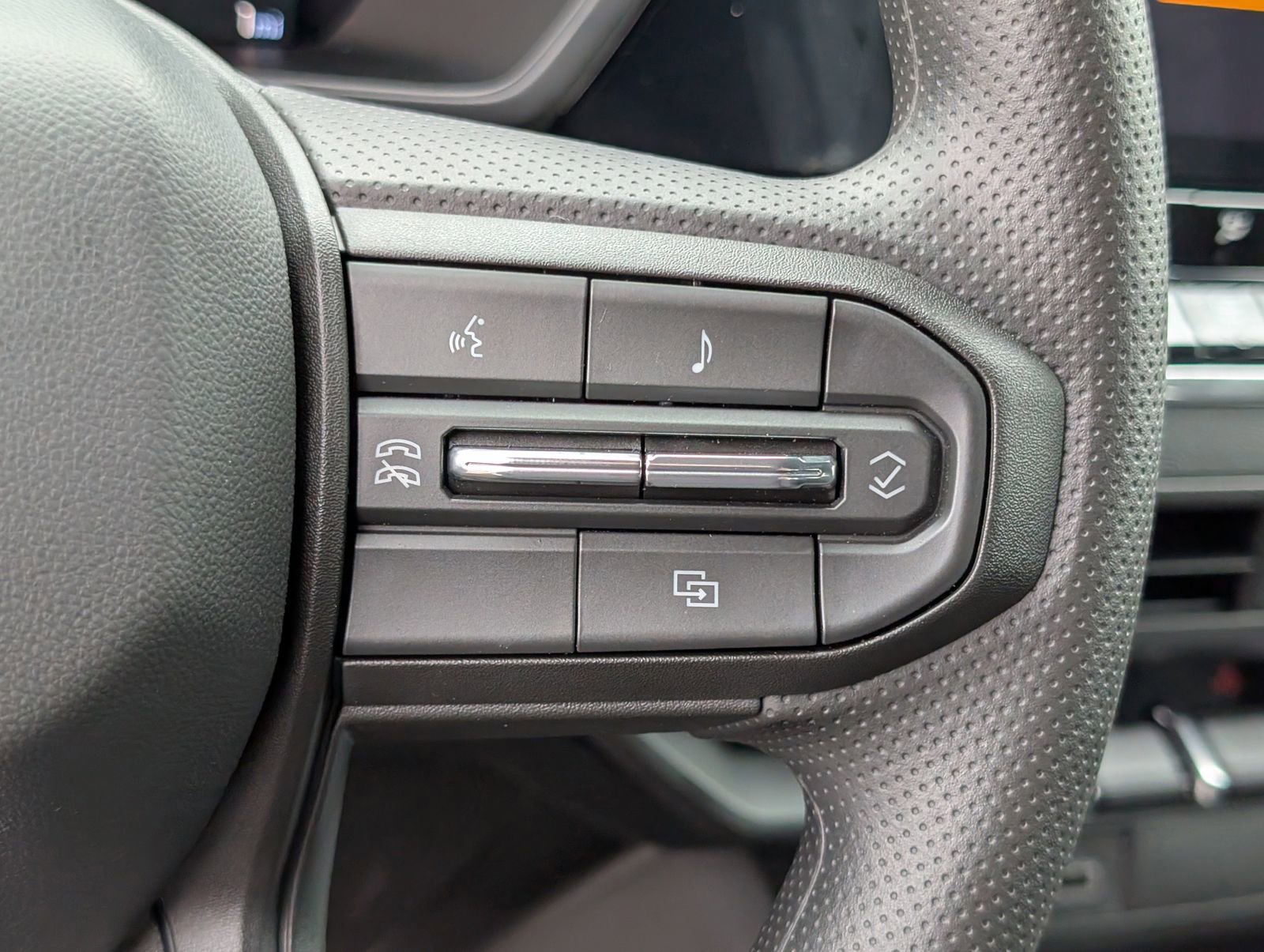 New 2026 Chevrolet Colorado Trail Boss image 19