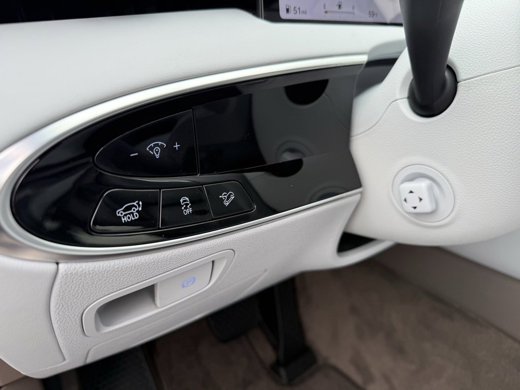 Used 2026 Genesis GV70 2.5T Advanced image 24