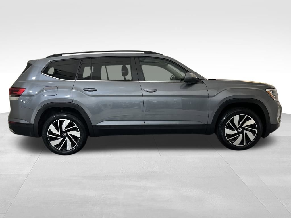 Used 2024 Volkswagen Atlas SE image 6