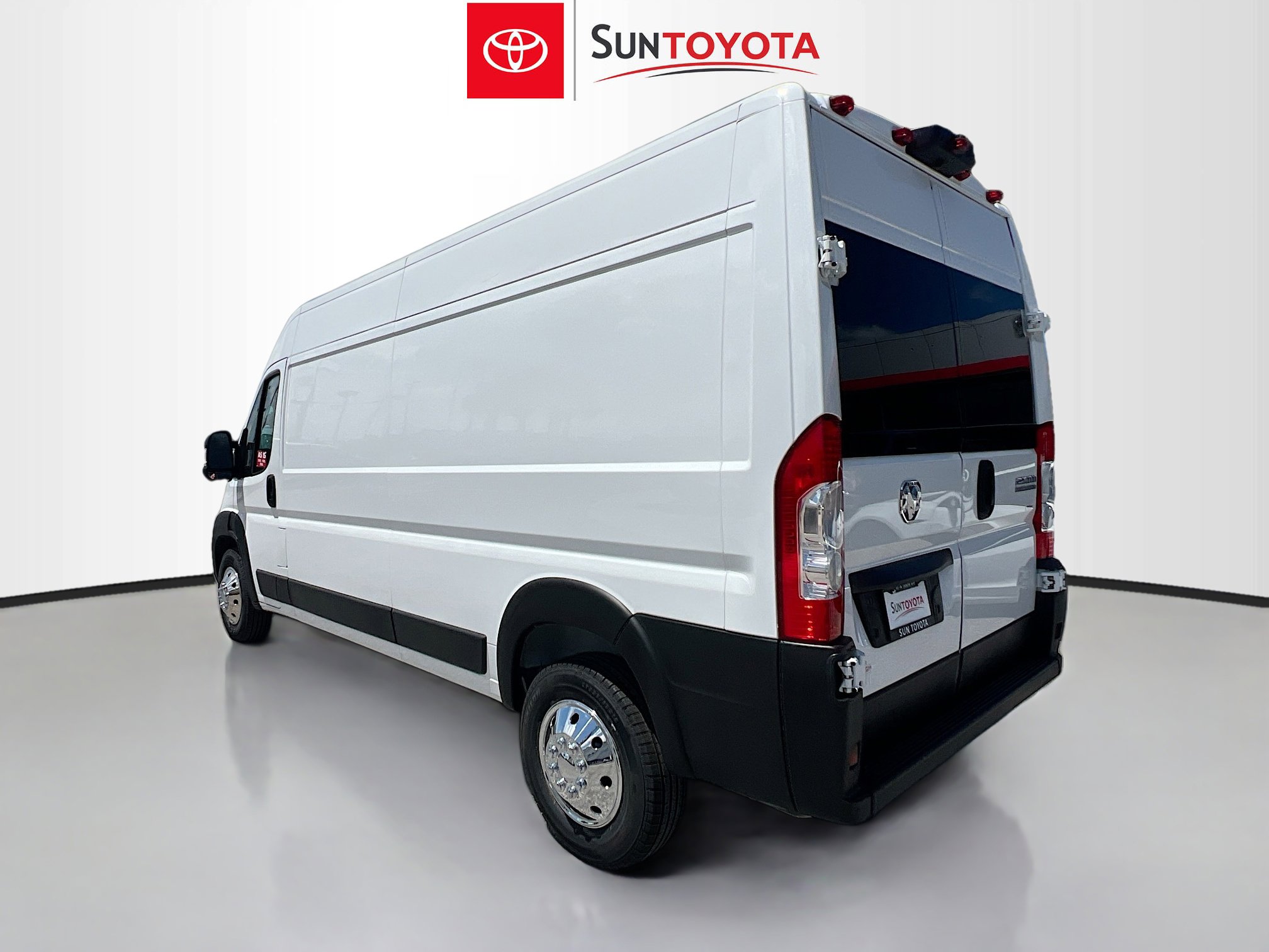 Used 2023 RAM ProMaster 2500 FWD image 7