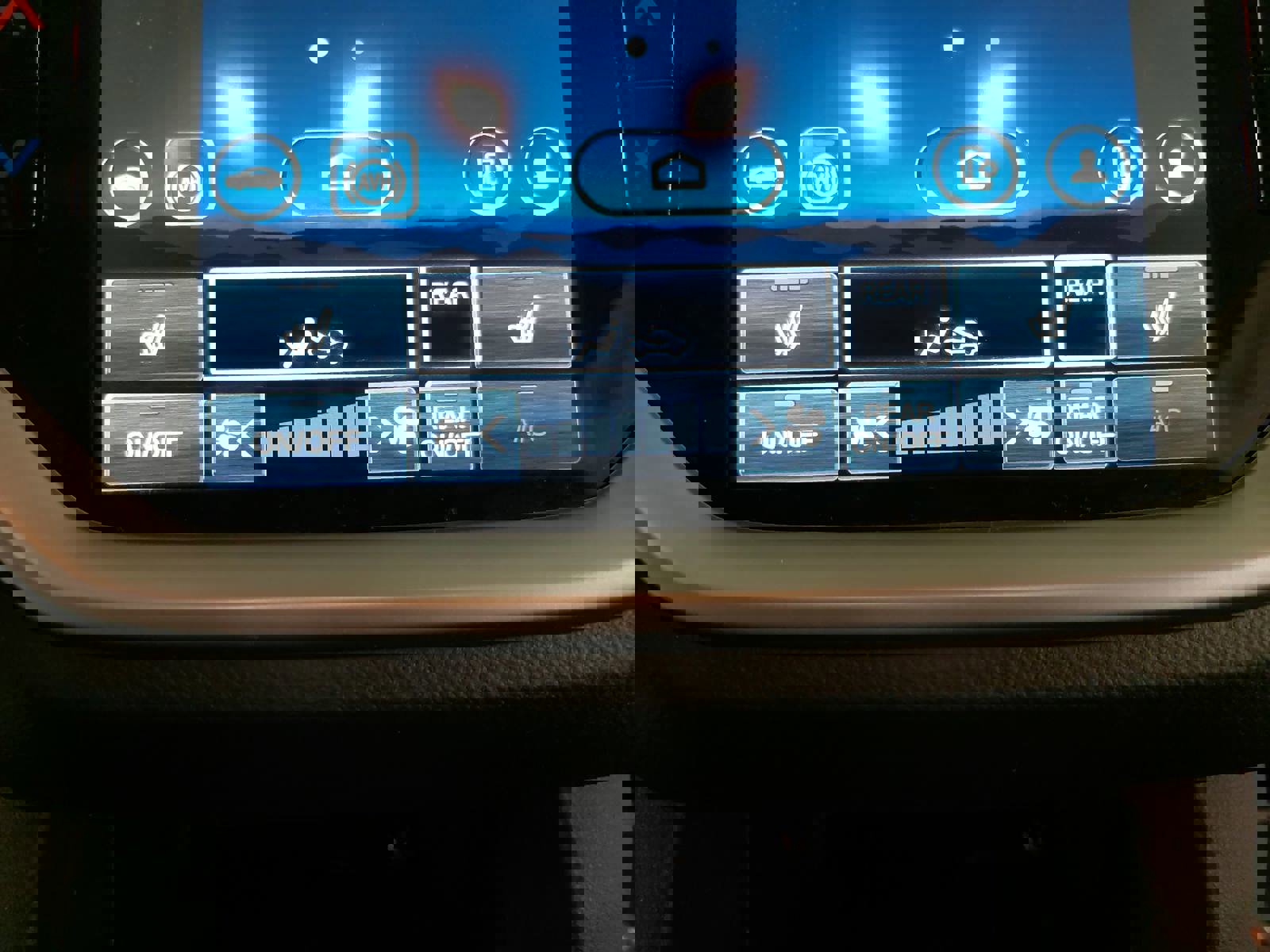 Used 2024 Subaru Ascent Limited image 23