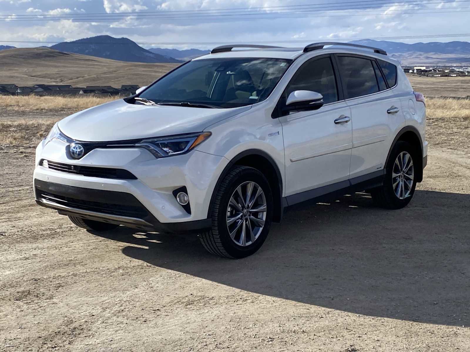 Used 2017 Toyota RAV4 Limited w/ Advanced Technology Package image 11