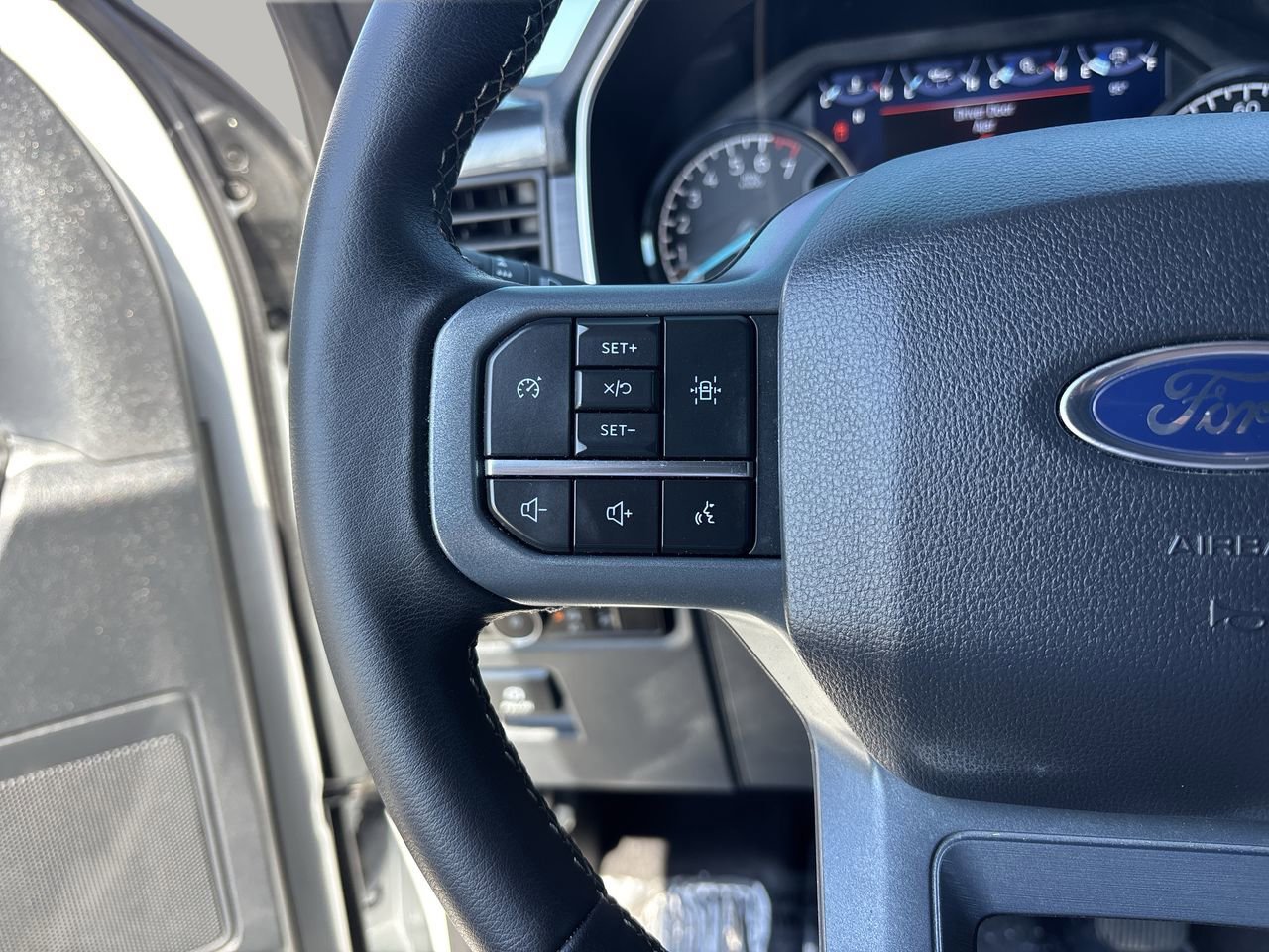 Used 2023 Ford F150 XLT w/ Equipment Group 302A High image 28