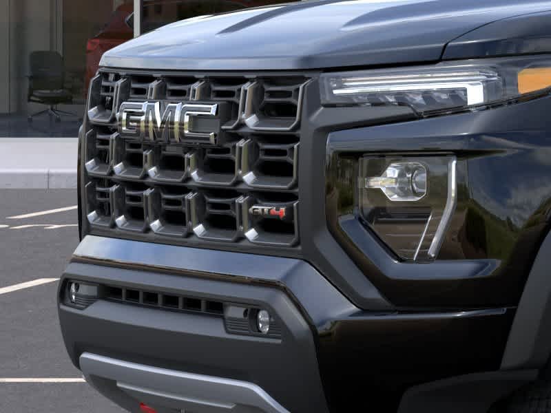 New 2026 GMC Canyon AT4 w/ AT4 Premium Package AWD/4WD image 13