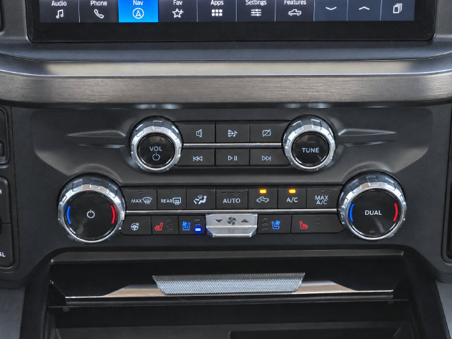 Used 2023 Ford F350 Lariat w/ Chrome Package AWD/4WD image 23