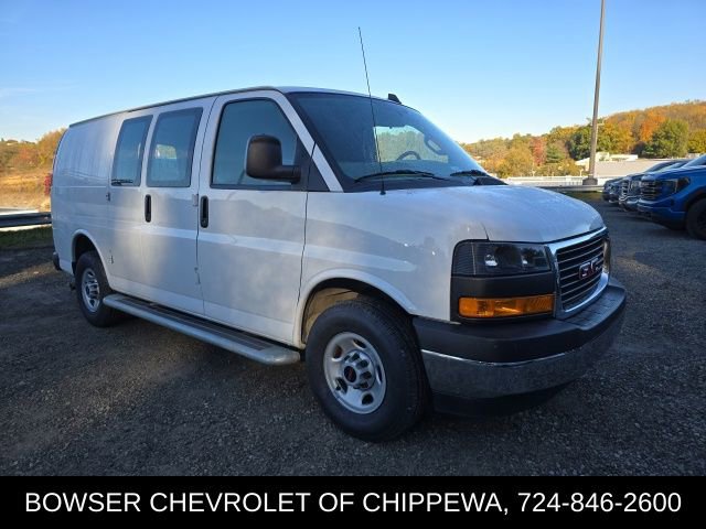 Used 2024 GMC Savana 2500 w/ Driver Convenience Package image 7