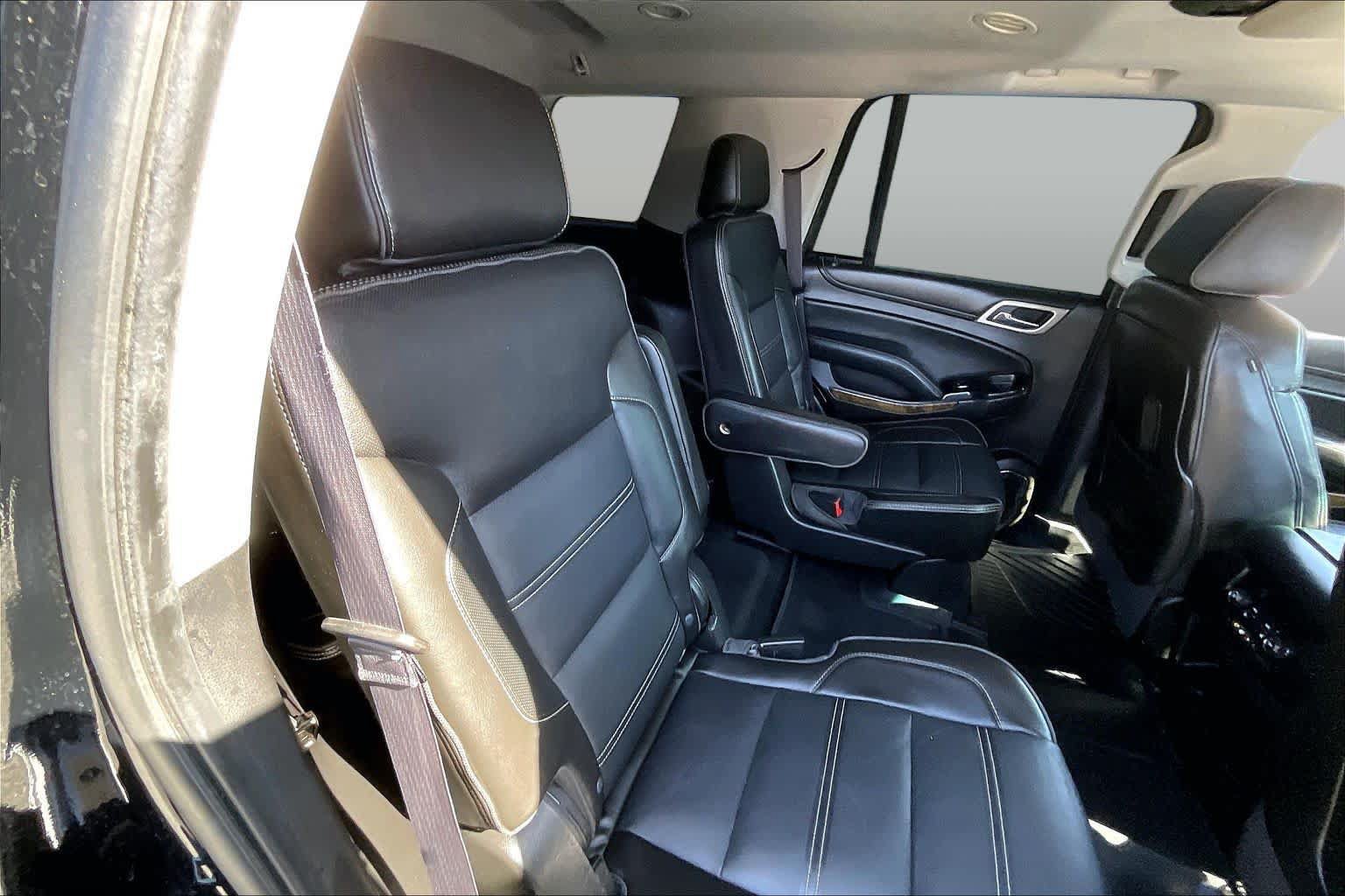 Used 2016 GMC Yukon Denali w/ Open Road Package AWD/4WD image 19
