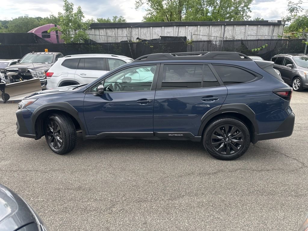 Used 2024 Subaru Outback Onyx Edition AWD/4WD image 3