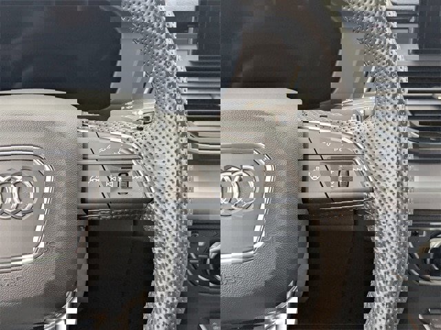 Used 2024 Audi Q5 e Premium Plus image 25