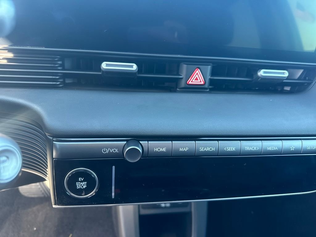 New 2026 Hyundai Ioniq 5 SEL image 23