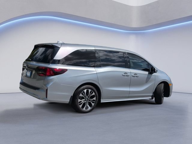 Used 2026 Honda Odyssey Elite image 4