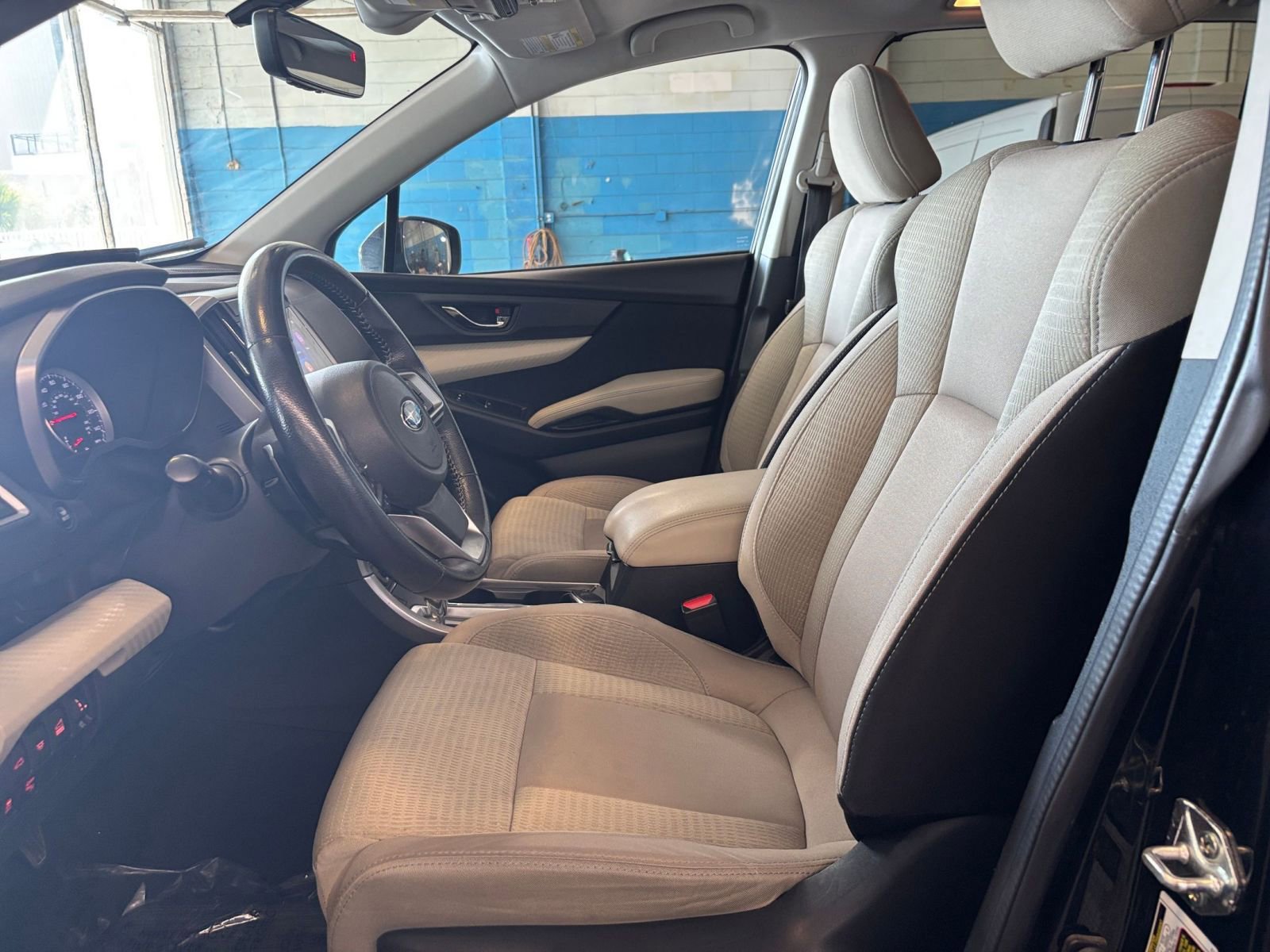 Used 2021 Subaru Ascent Premium w/ Convenience Package image 29