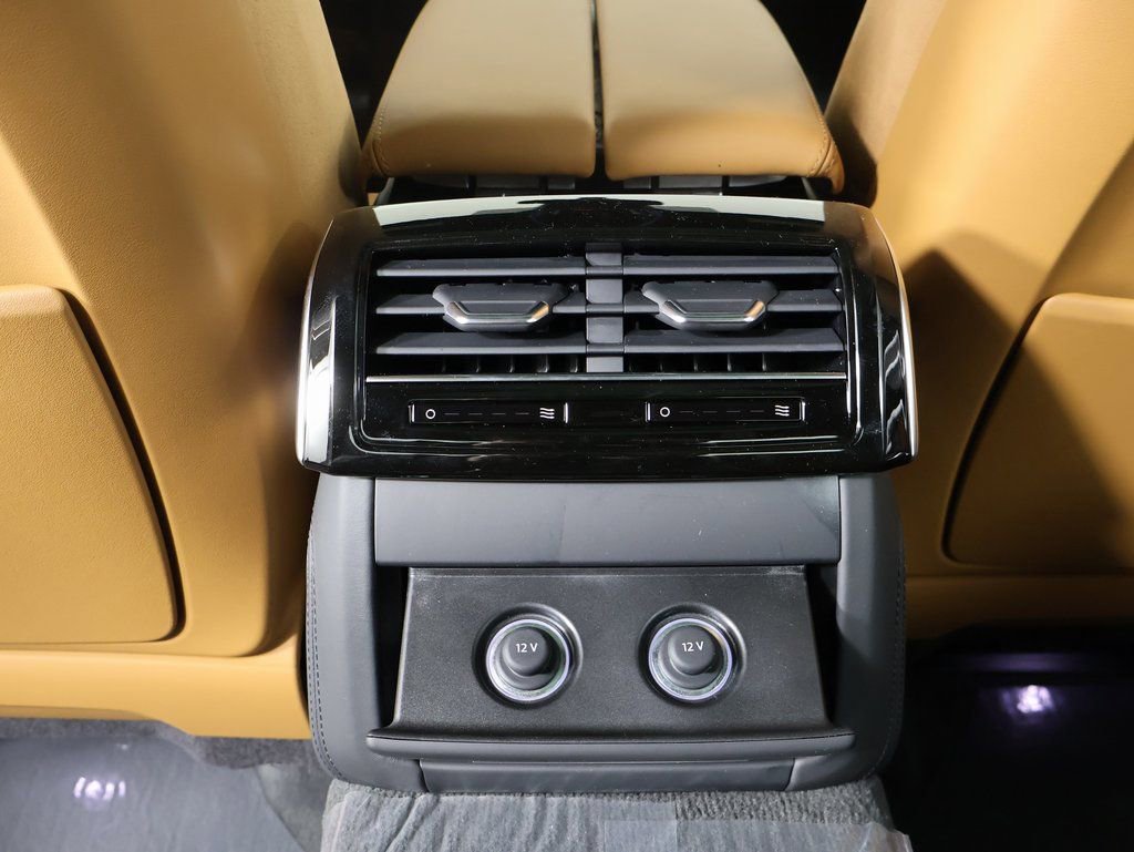 New 2026 Audi A8 L 3.0T image 28