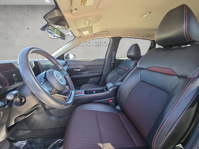 Certified 2025 Nissan Kicks SR w/ Illumination Package image 19