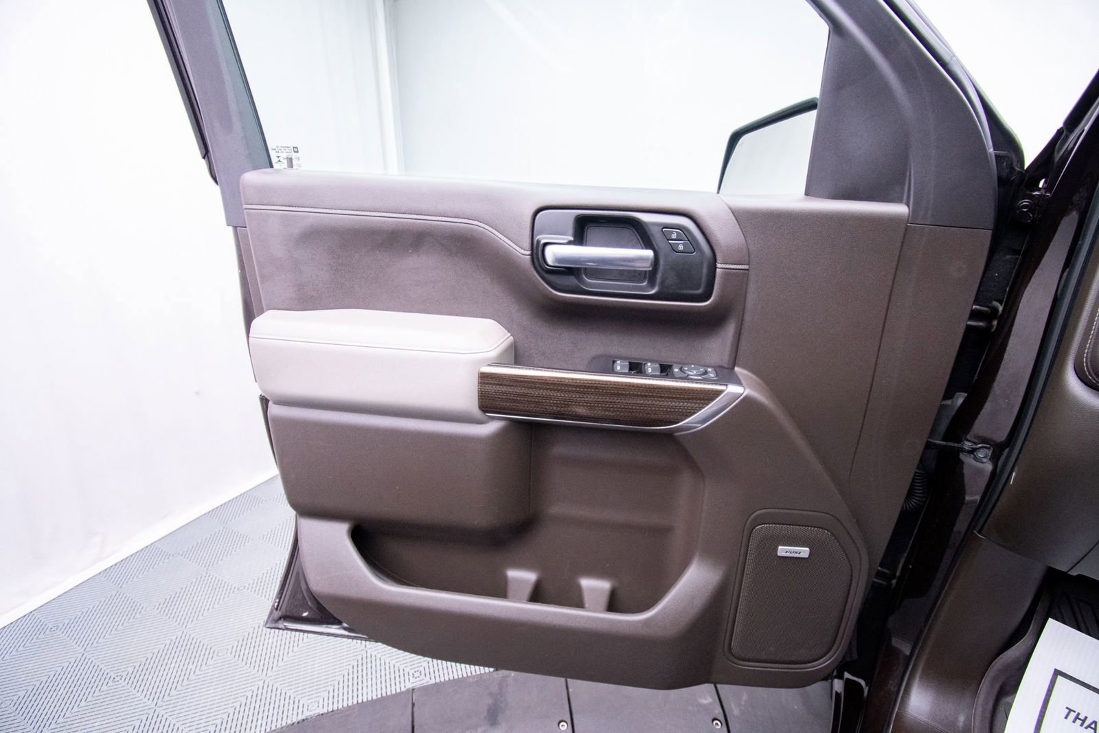 Used 2020 Chevrolet Silverado 1500 LT Trail Boss image 13