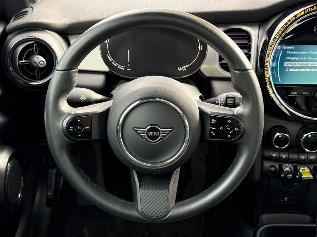 Used 2023 MINI Cooper SE image 19