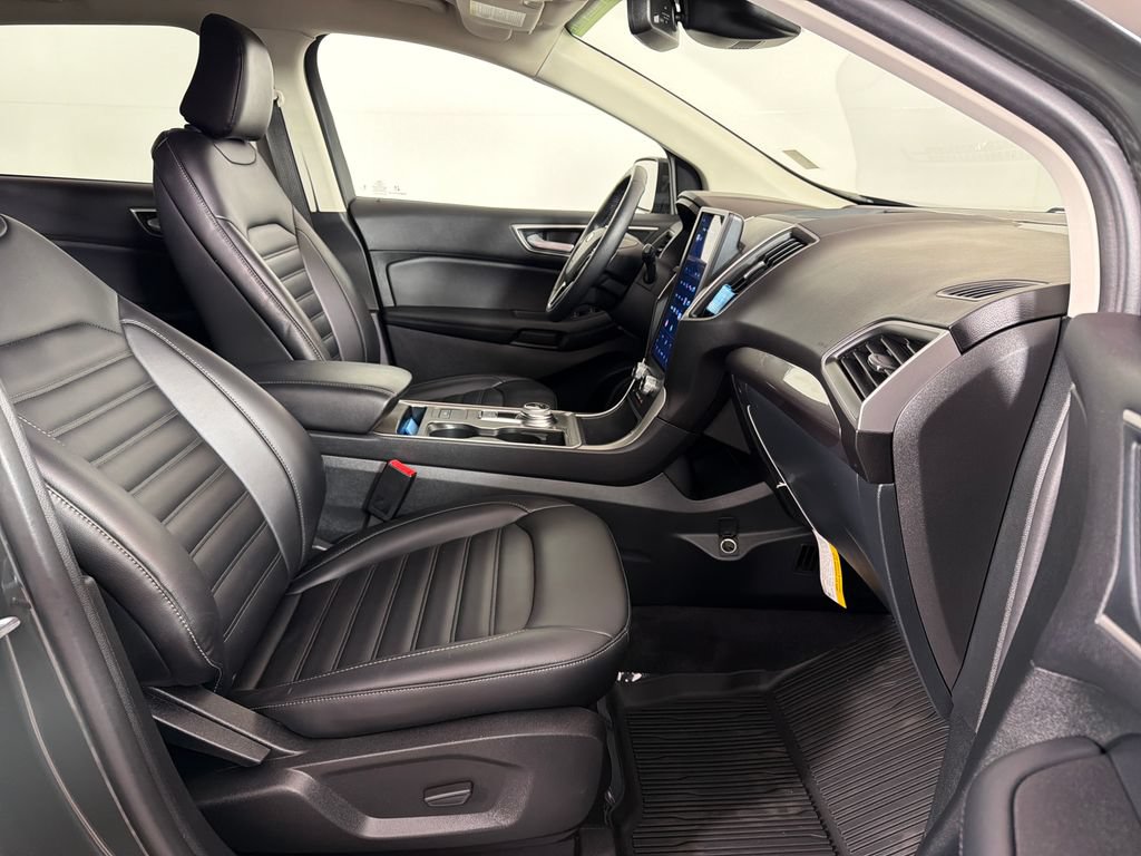 Used 2024 Ford Edge SEL w/ Convenience Package AWD/4WD image 21