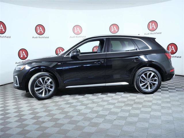 Used 2023 Audi Q5 2.0T Premium w/ Convenience Package image 5