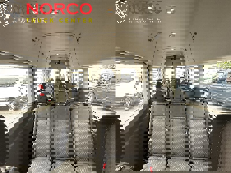 Used 2021 Ford Transit 350 XLT image 26