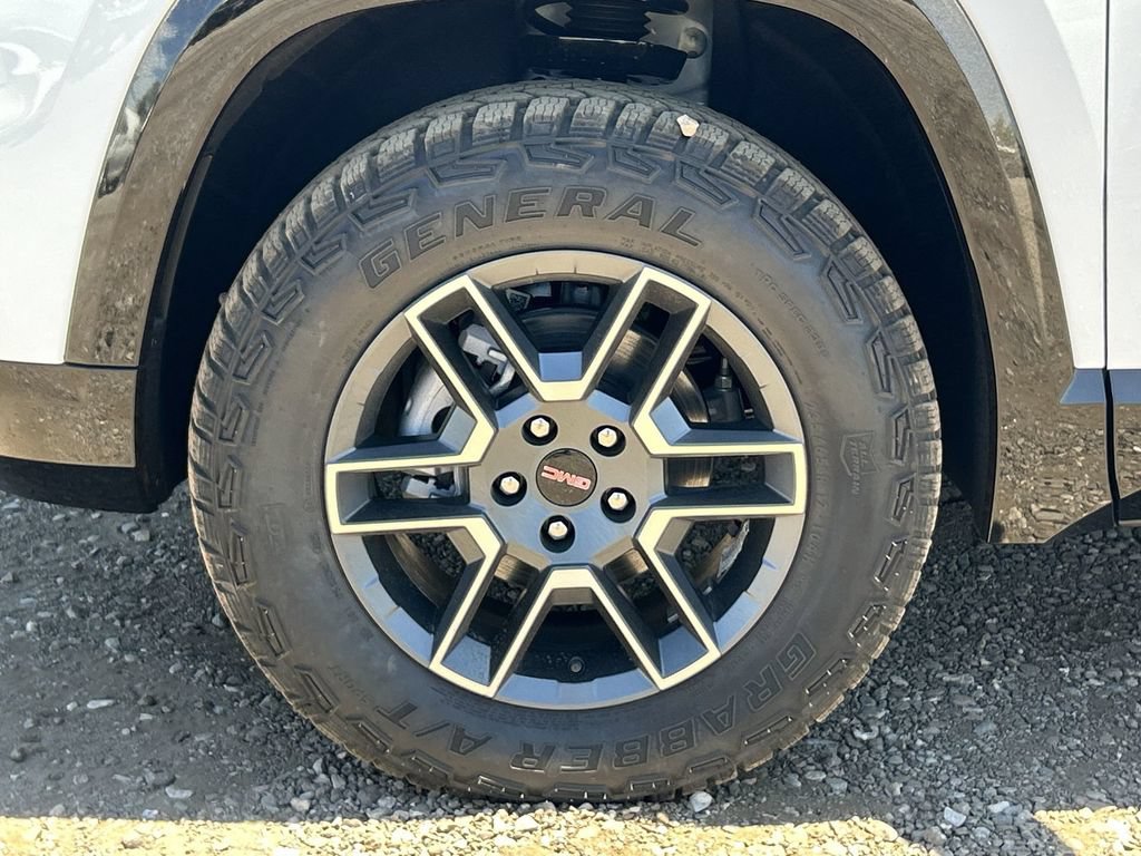 New 2026 GMC Terrain AT4 w/ Convenience Package III AWD/4WD image 33