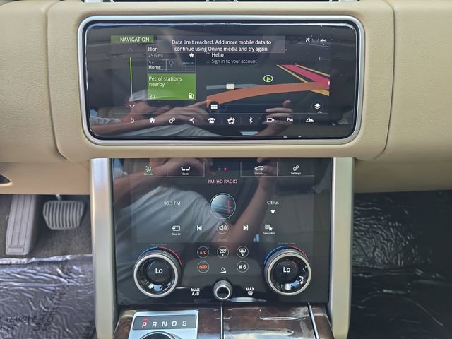 Used 2020 Land Rover Range Rover image 19
