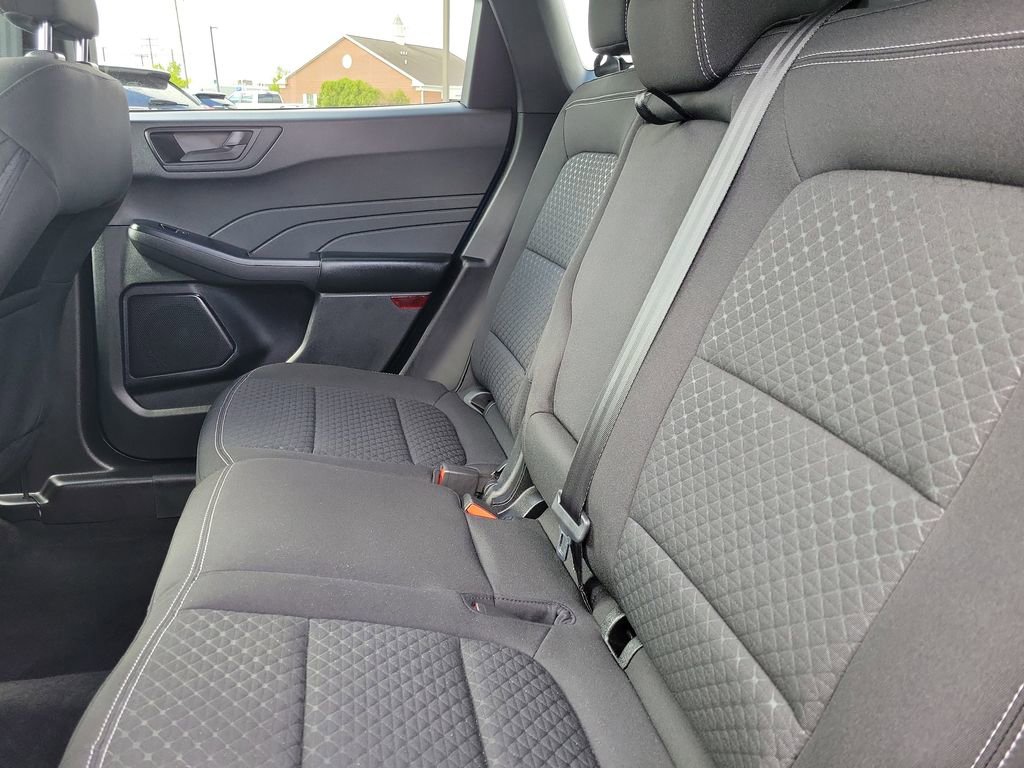 Used 2023 Ford Escape Active w/ Tech Pack #1 AWD/4WD image 12