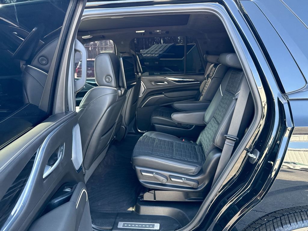 Used 2024 Cadillac Escalade V image 29